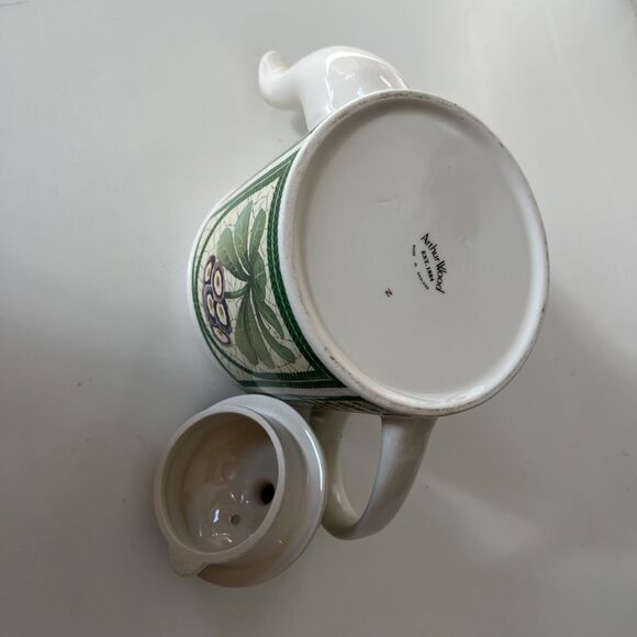 1990s Vintage Arthur Wood, England White Ceramic Teapot w/ Lid African Violets - Picture 6 of 7